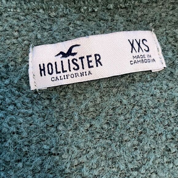 Hollister Wrap Eyelash Crop Sweater - Picture 7 of 7